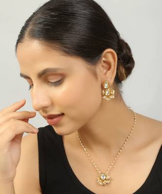 Kundan drop necklace & earrings set 1