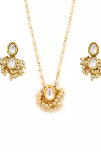 Kundan drop necklace & earrings set