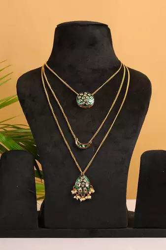 Multi layered green meenakari necklace