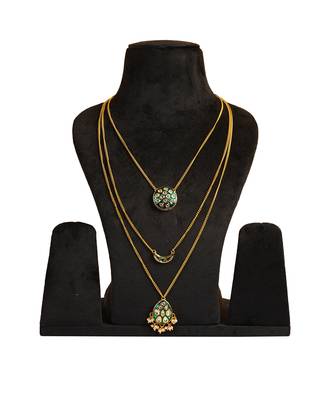 Multi layered green meenakari necklace 4