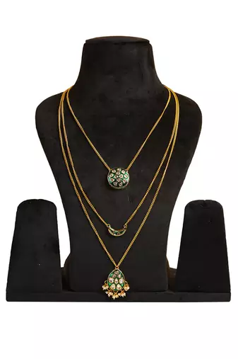 Multi layered green meenakari necklace