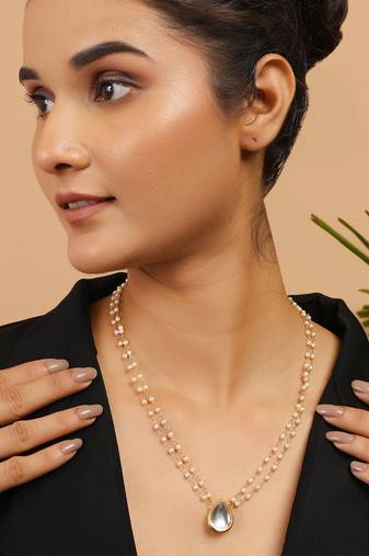 Tear drop kundan necklace with pearls