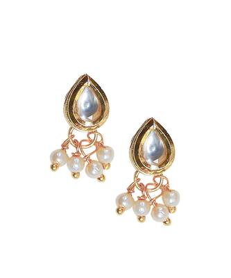 Tear drop kundan necklace with pearls 5