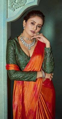 Beautiful Bandhej Print Moss Chiffon With Siroski Work Border Saree & Tassles 2
