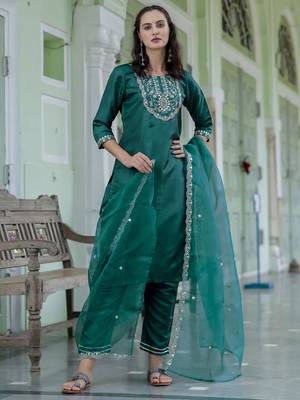 Vredevogel kurta set with dupatta 1