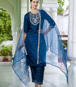 Vredevogel kurta set with dupatta