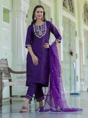 Vredevogel kurta set with dupatta 1