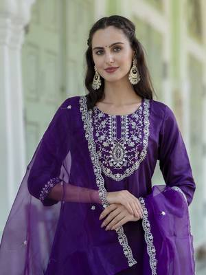 Vredevogel kurta set with dupatta 3