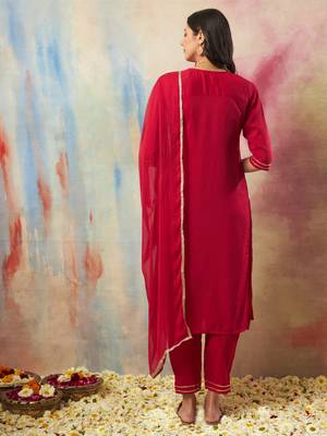 Vredevogel women's silk blend embroidered kurta with pant & nazneen dupatta set 2
