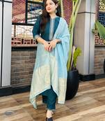 Vredevogel women's cotton blend kurta pant set with embroidered chanderi silk dupatta