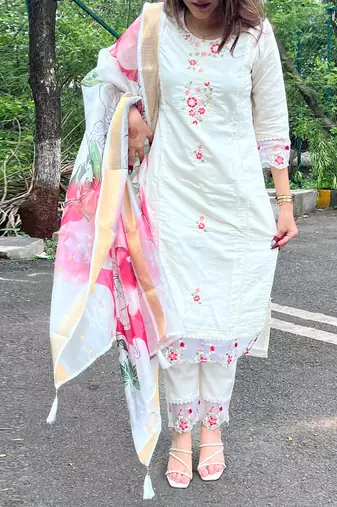 Vredevogel kurta set with dupatta | viscose roman silk embroidered kurta set for women