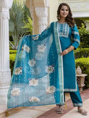 Vredevogel kurta set with dupatta | viscose roman silk embroidered kurta set for women 1
