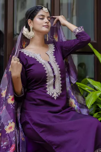 Vredevogel kurta set with dupatta | viscose roman silk embroidered kurta set for women