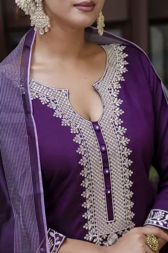 Vredevogel kurta set with dupatta | viscose roman silk embroidered kurta set for women