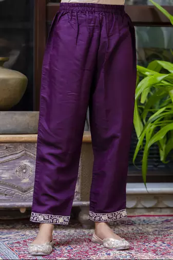 Vredevogel kurta set with dupatta | viscose roman silk embroidered kurta set for women