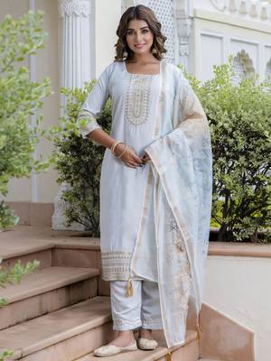 Vredevogel kurta set with dupatta | viscose roman silk embroidered kurta set for women | women's ethnic set 1
