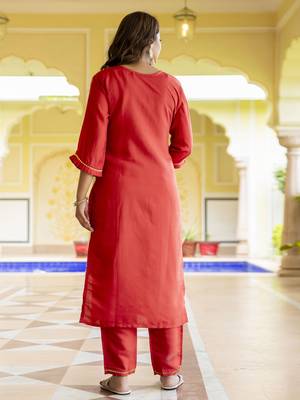 Vredevogel kurta set with dupatta | viscose roman silk embroidered kurta set for women 4