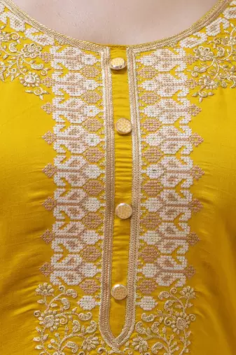 Vredevogel kurta set with dupatta | viscose roman silk embroidered kurta pant set for women