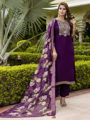 Vredevogel kurta set with dupatta | viscose roman silk embroidered kurta set for women 1