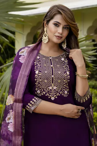 Vredevogel kurta set with dupatta | viscose roman silk embroidered kurta set for women
