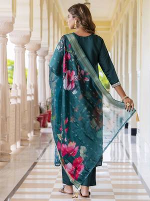 Vredevogel kurta set with dupatta | viscose roman silk embroidered kurta set for women 4