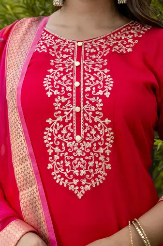 Vredevogel kurta set with dupatta | viscose roman silk embroidered kurta set for women