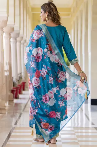 Vredevogel women's viscose roman silk blend embroidered kurta with pant & dupatta set
