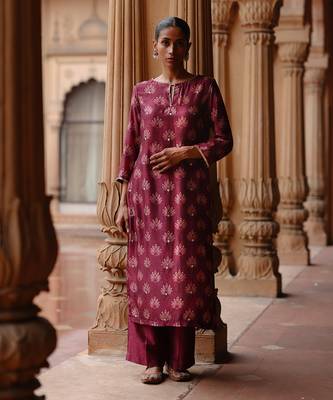 Wine dupion silk printed and embroidered kurta set 1