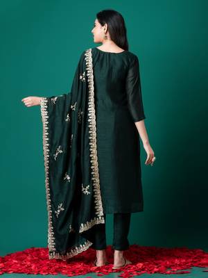 Ruh women's traditional silk blend kurti pant with dupatta 2