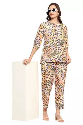 polyester digital printed keyhole neck 3/4th sleeve co-ord set || top pant set || short kurti set