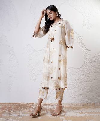 Ivory and gold printed crepe kurta set 1