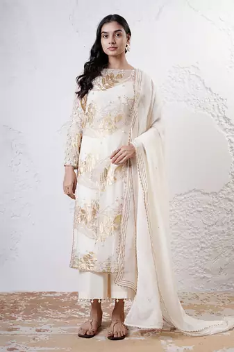 Ivory and gold embroidery crepe kurta set
