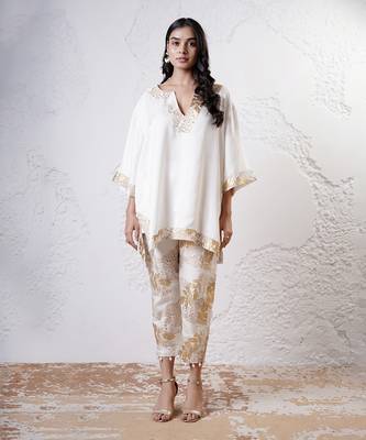Ivory and gold printed crepe kurta set 1