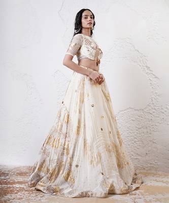 IVORY And GOLD Organza EMBROIDERED Lehenga Set 3