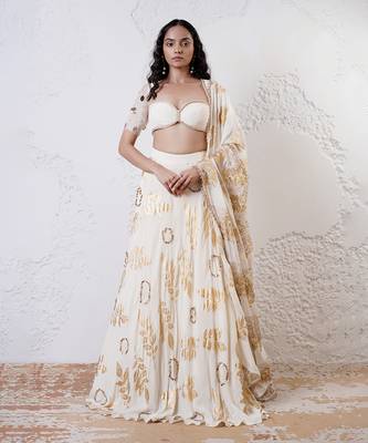 IVORY And GOLD Organza EMBROIDERED Lehenga Set 1