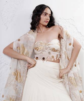 IVORY And GOLD Organza EMBROIDERED Lehenga Set 4