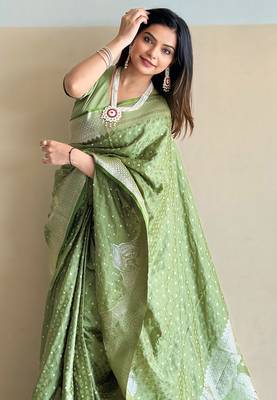 Pista faux banarasi silk blend Woven zari traditional rich indian traditional saree 3