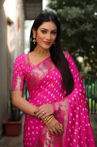 Pink dola silk blend Woven paithani saree with festive bandhej print
