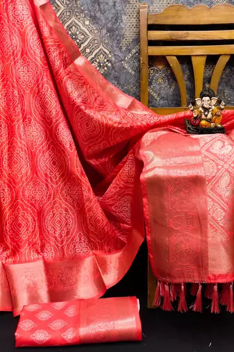 Red dola silk blend Woven pallu border saree with digital print