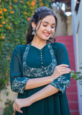 women's green georgette anarkali dress (green) 2