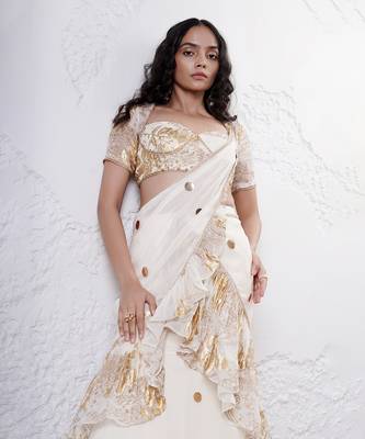 Ivory and gold organza printed saree with blouse 3
