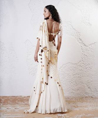 Ivory and gold organza printed saree with blouse 5