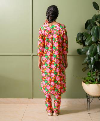 Green printed kurta set 5