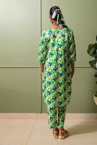 Red  printed kurta set