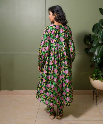 Black chanderi print florence crew neck kurta pant set 4