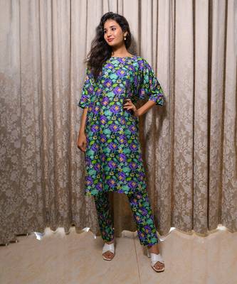 Blue chanderi print gul boat neck kaftan with pant 1