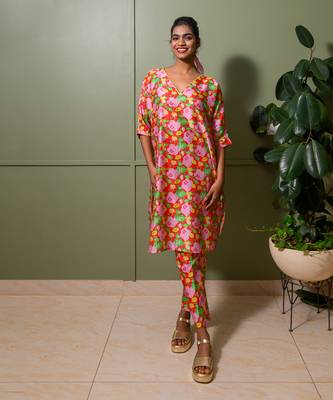 Red chanderi print gullista boat neck kaftan with pant 1