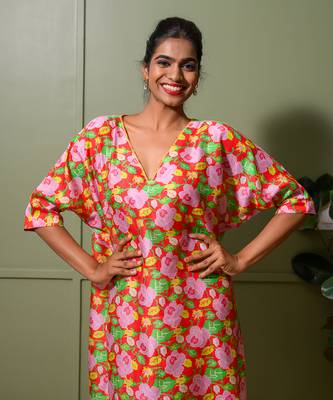 Red chanderi print gullista boat neck kaftan with pant 2