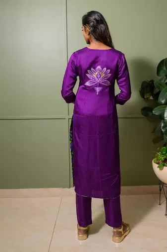 Pink linen satin print padma v neck embroidered back kurta pant set