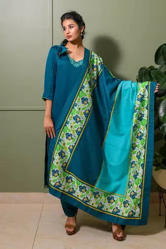 Black linen satin print lily v neck embroidered kurta pant set